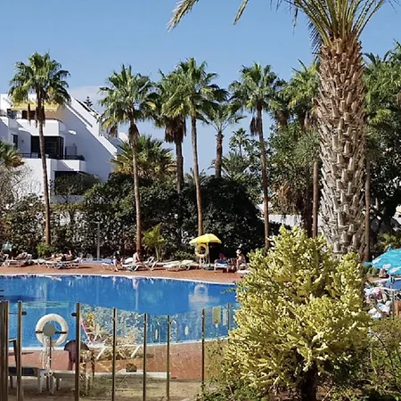 Shining Gold By Deihu Experiences Apartman