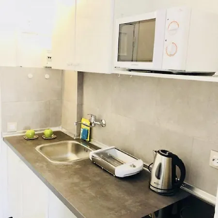 Shining Gold By Deihu Experiences 플라야데라스아메리카스