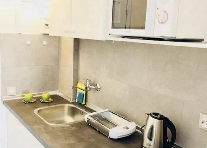 Shining Gold By Deihu Experiences 플라야데라스아메리카스